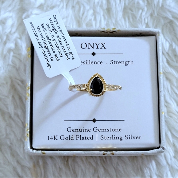 Shivam Pear🍐Shaped Black🖤 Onyx Gold💛 Ring💍 - NIB - Picture 3 of 16